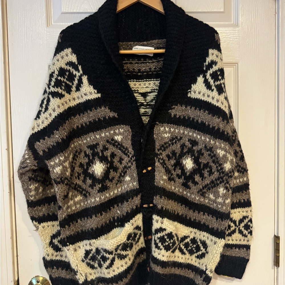 Unisex Black and Cream Sweater